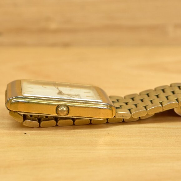 Vintage Seiko 7T94-0AH0 Chronograph Quartz Mens Watch - Picture 6 of 12